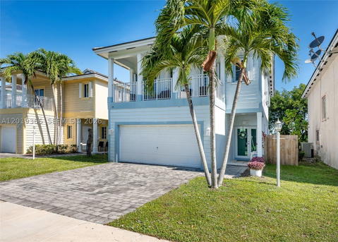 Real estate property located at 3179 4th St, Miami-dade, Bimini At The Oasis, Homestead, FL