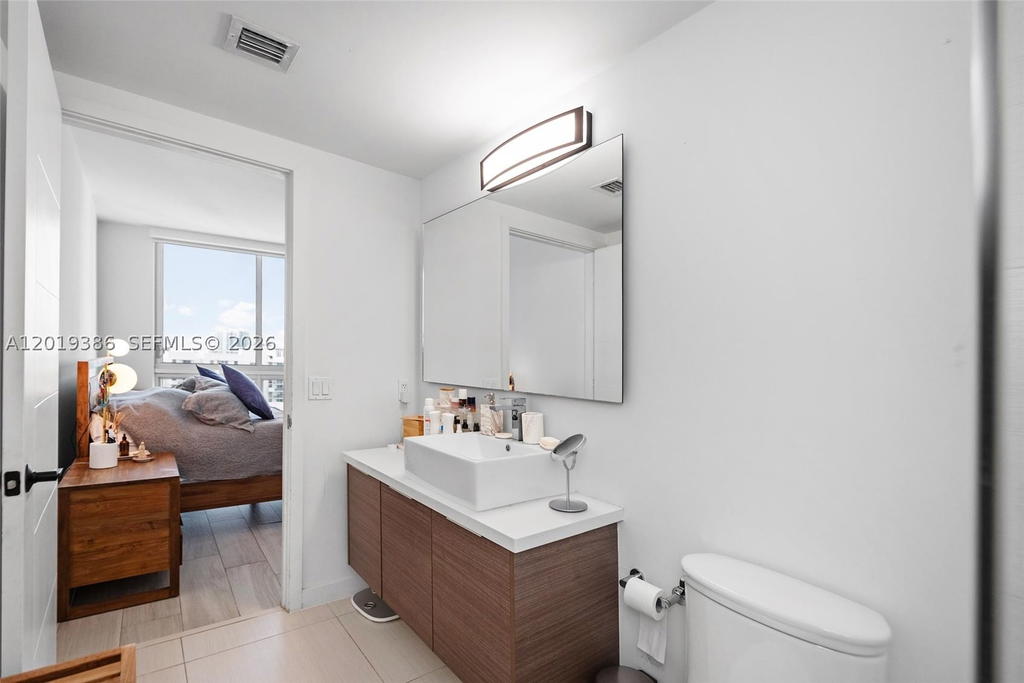 Real estate property located at 1010 2nd Ave #1709, Miami-dade, Brickell Ten Condo, Miami, FL