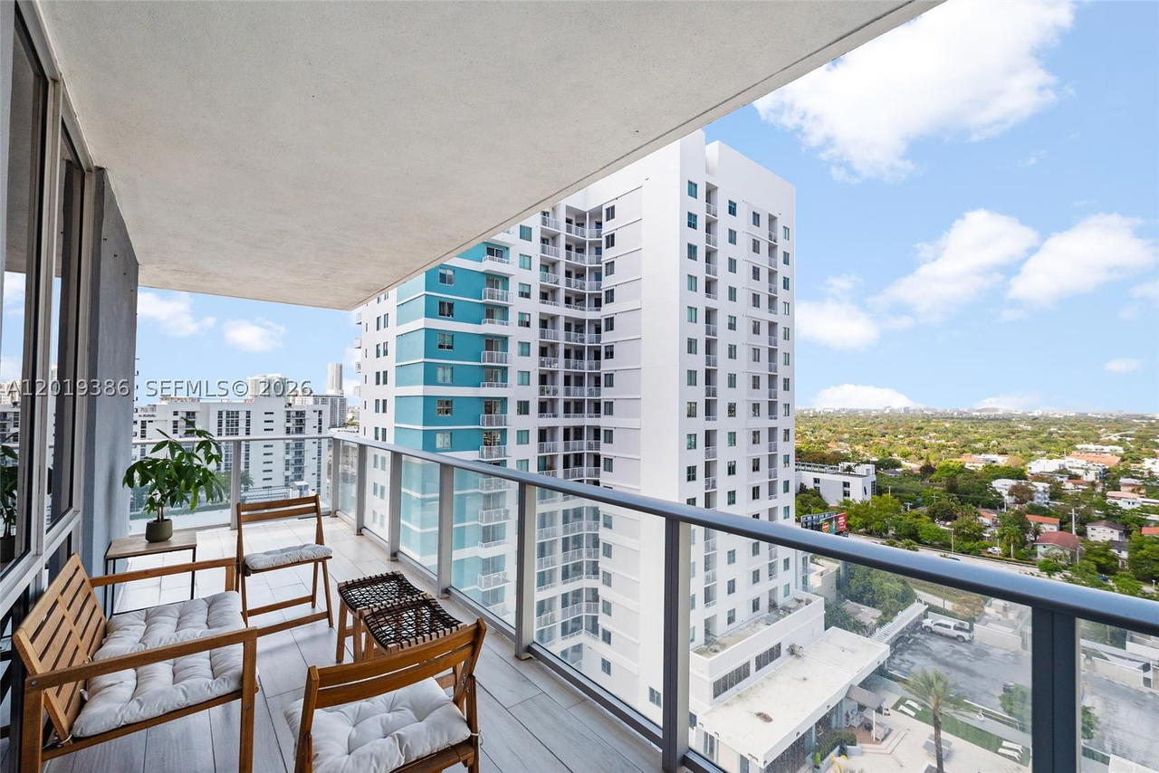 Real estate property located at 1010 2nd Ave #1709, Miami-dade, Brickell Ten Condo, Miami, FL