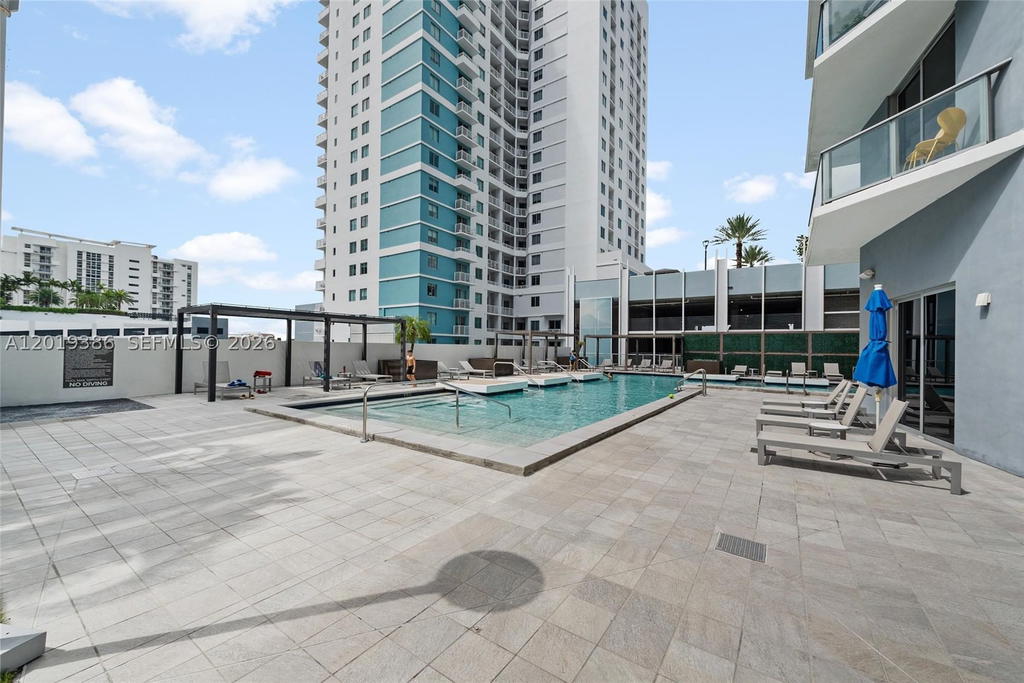 Real estate property located at 1010 2nd Ave #1709, Miami-dade, Brickell Ten Condo, Miami, FL