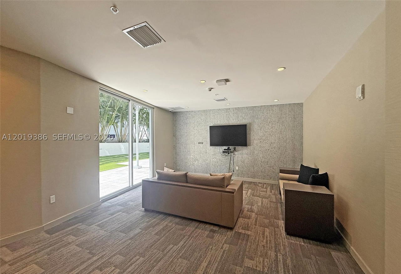 Real estate property located at 1010 2nd Ave #1709, Miami-dade, Brickell Ten Condo, Miami, FL