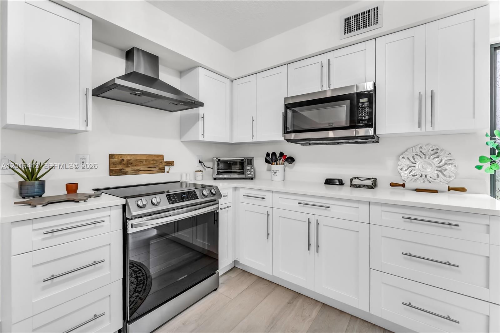 Real estate property located at 6444 Pumpkin Seed Cir #112, Palm Beach, Woodhaven East Condo, Boca Raton, FL
