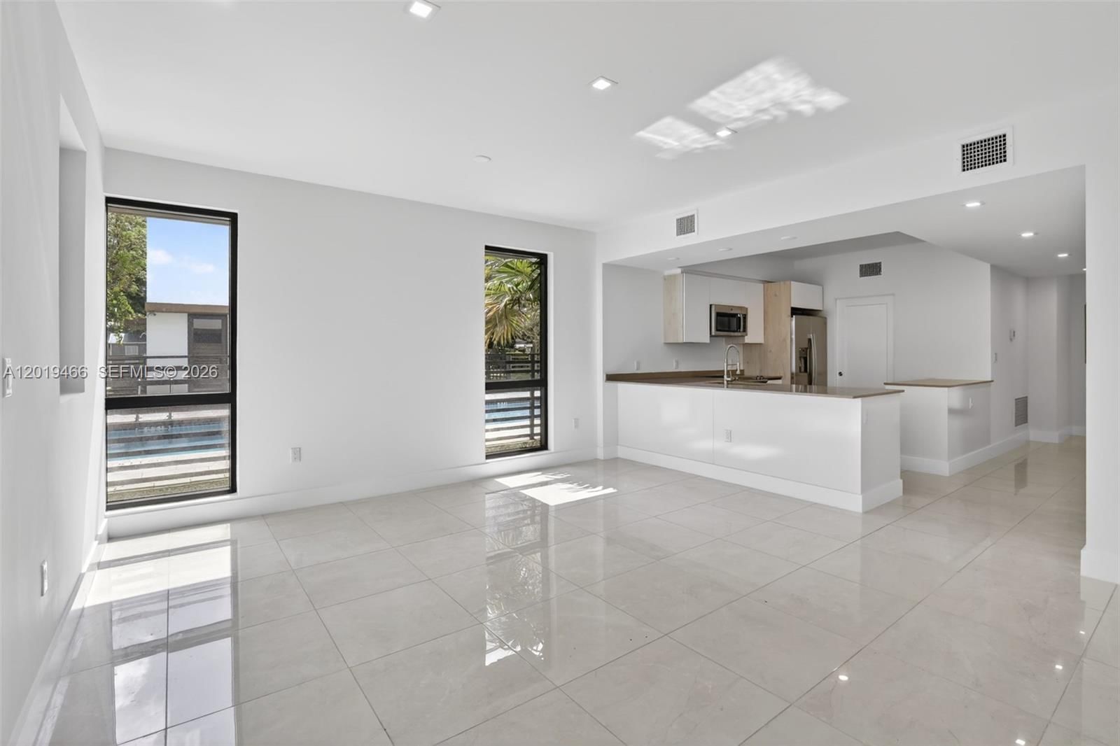 Real estate property located at 4101 Oak Pl, Broward, Oaks Place, Dania Beach, FL