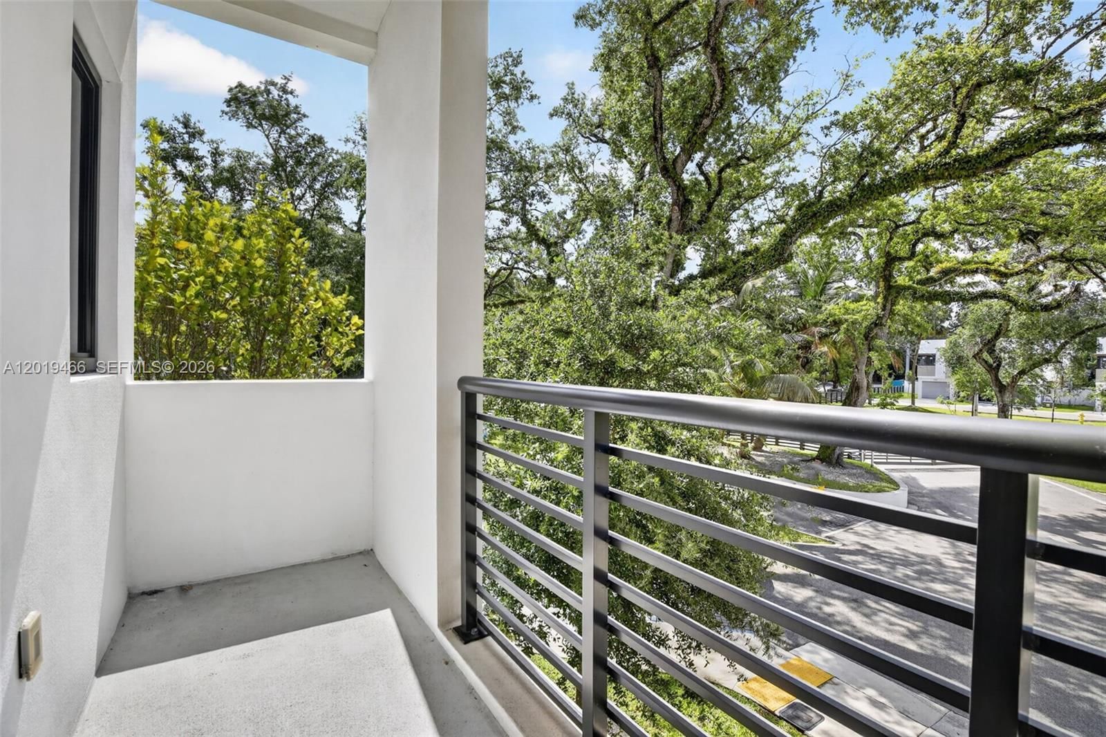 Real estate property located at 4101 Oak Pl, Broward, Oaks Place, Dania Beach, FL