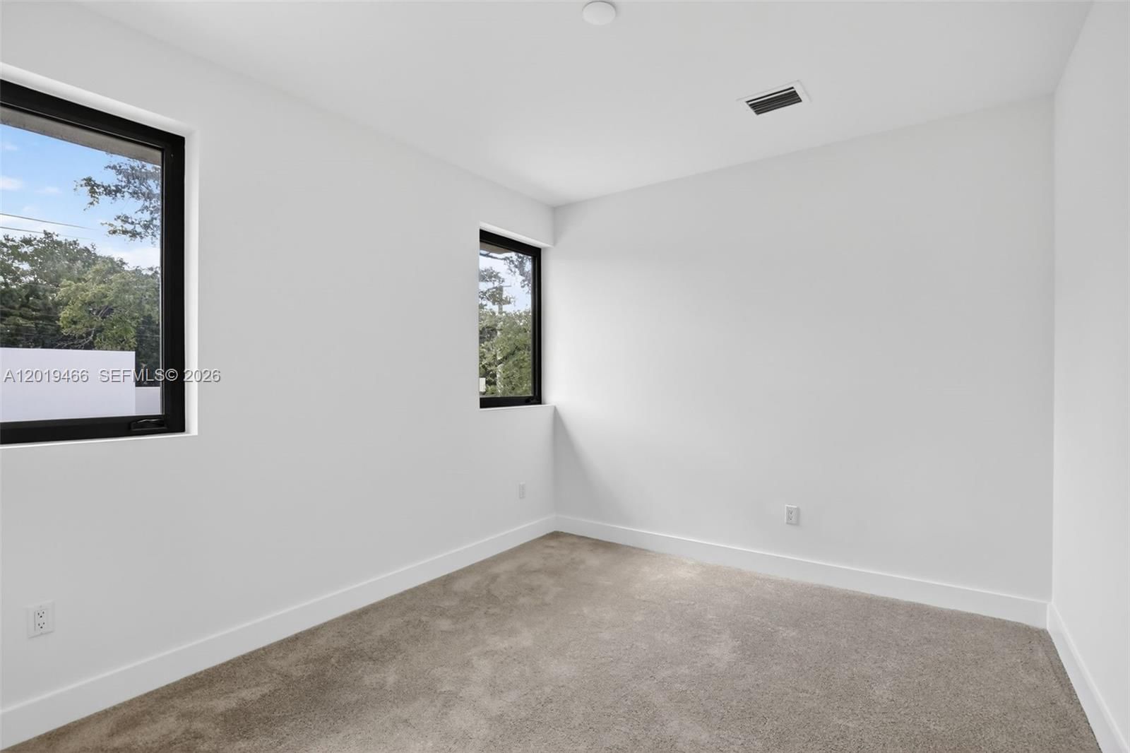 Real estate property located at 4101 Oak Pl, Broward, Oaks Place, Dania Beach, FL