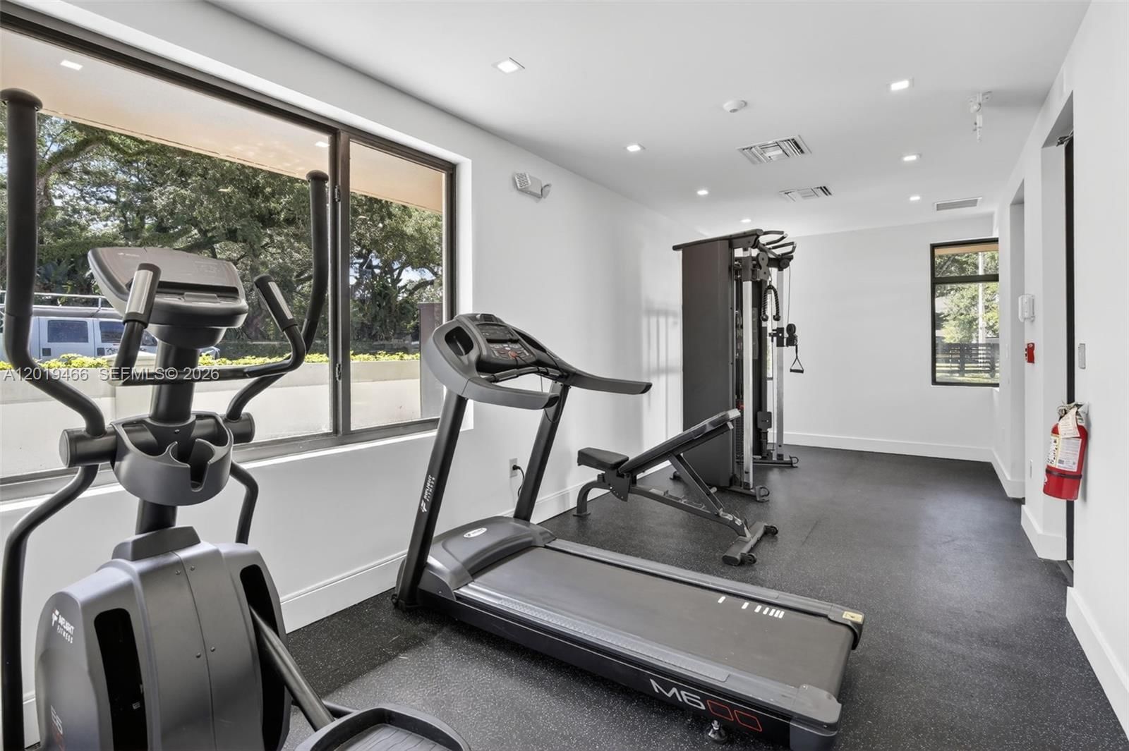 Real estate property located at 4101 Oak Pl, Broward, Oaks Place, Dania Beach, FL