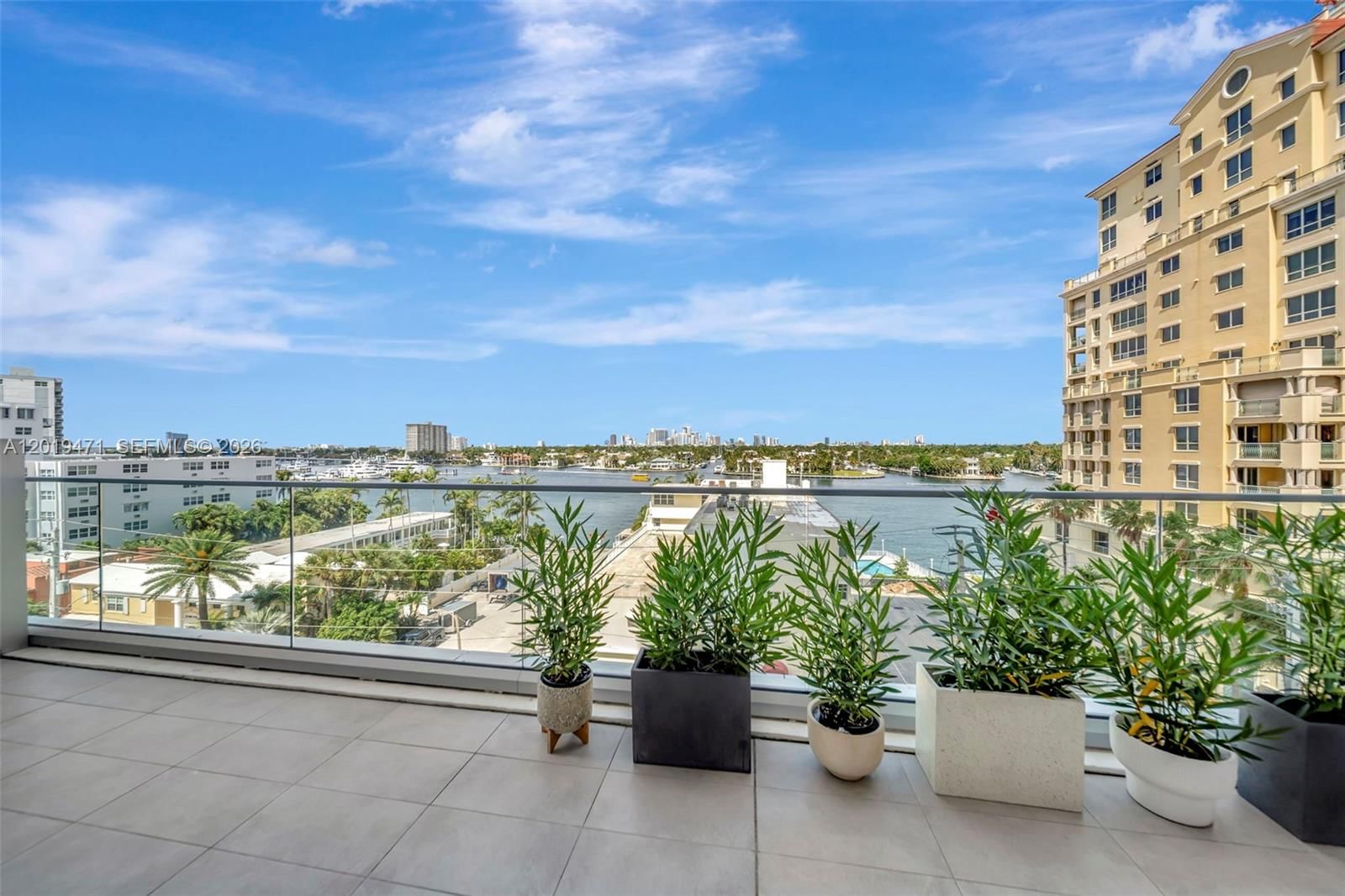 Real estate property located at 153 Seabreeze #403, Broward, Selene Oceanfront Res, Fort Lauderdale, FL