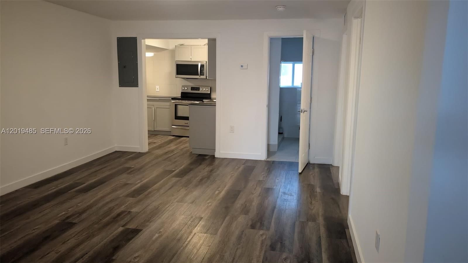 Real estate property located at 76 14th St, Miami-dade, Hialeah 7th Addn, Hialeah, FL