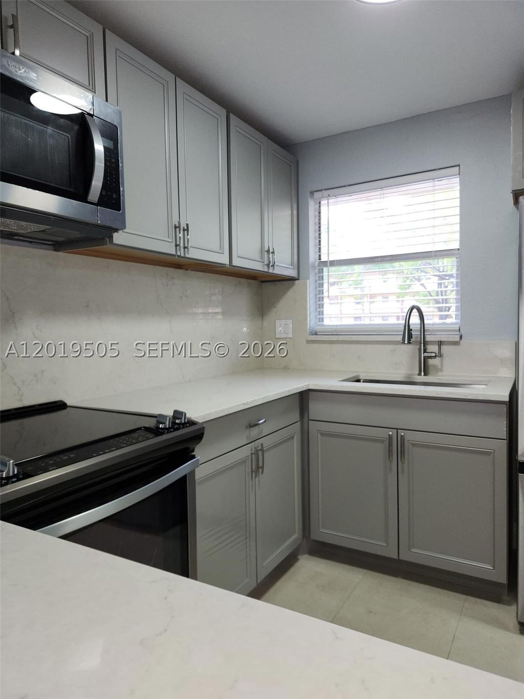 Real estate property located at 2811 Pine Island Rd #107, Broward, Sunrise Lakes 71 Condo, Sunrise, FL