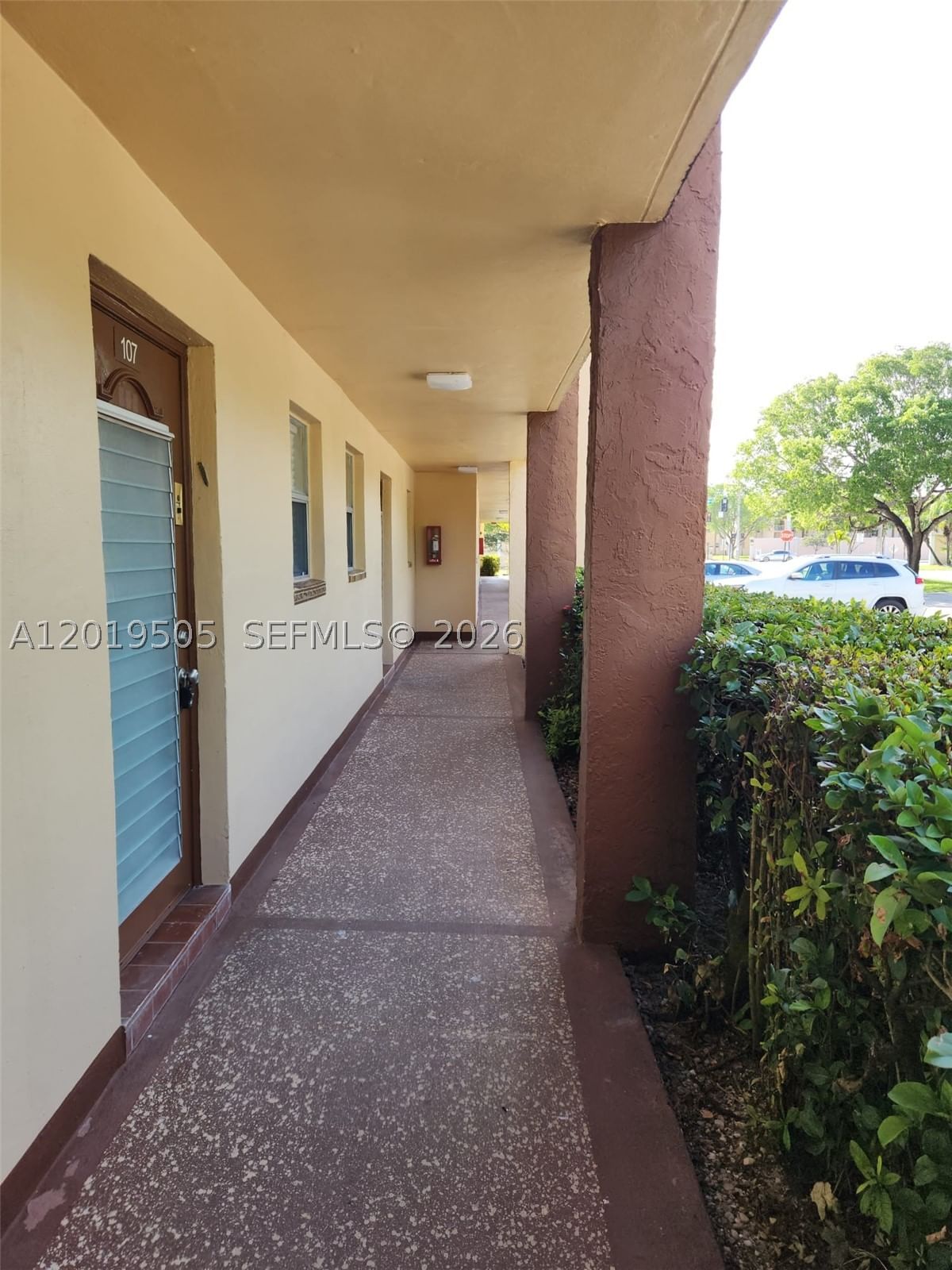 Real estate property located at 2811 Pine Island Rd #107, Broward, Sunrise Lakes 71 Condo, Sunrise, FL