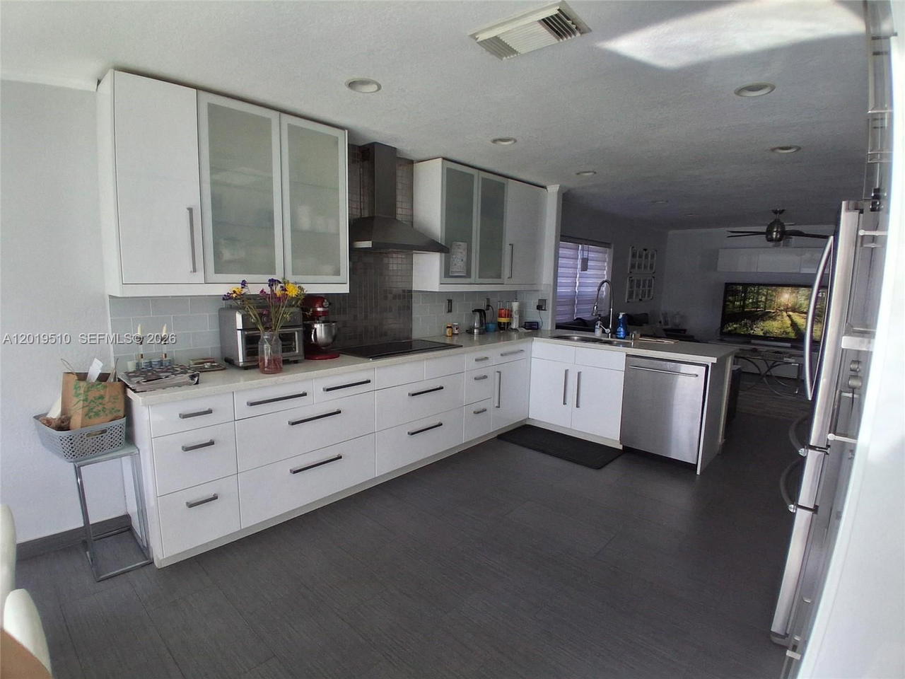 Real estate property located at 5245 38th Ave, Broward, Maple Ridge, Hollywood, FL
