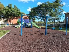 Real estate property located at 5245 38th Ave, Broward, Maple Ridge, Hollywood, FL