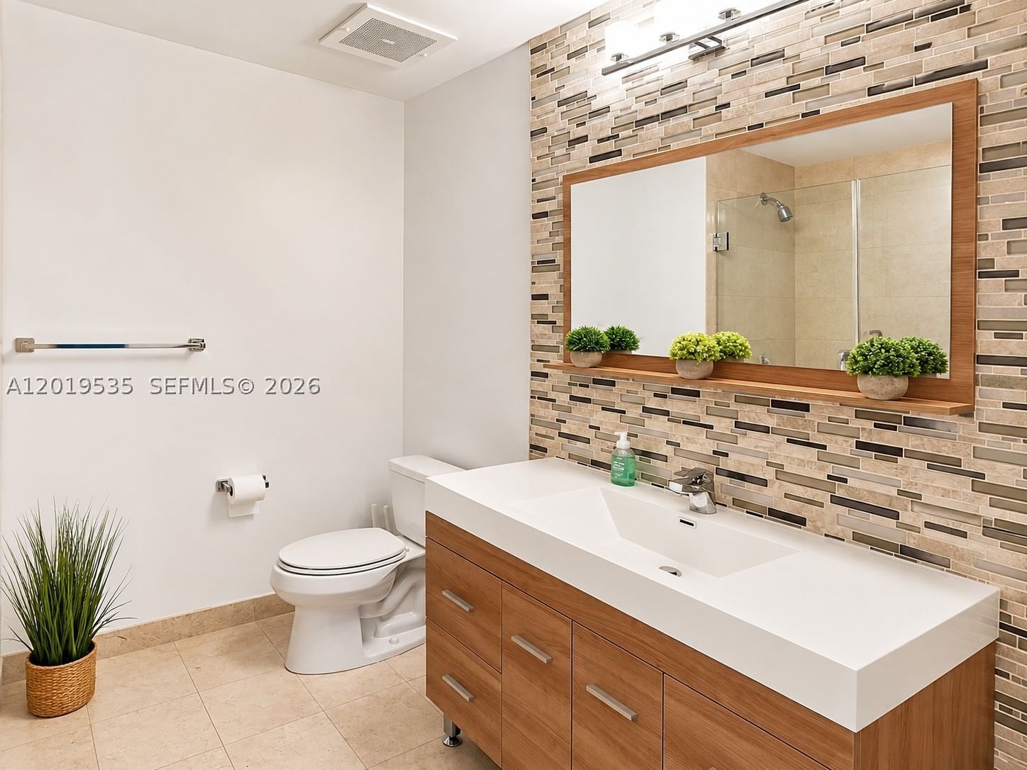 Real estate property located at 1050 Brickell Ave #410, Miami-dade, 1060 Brickell Condo, Miami, FL