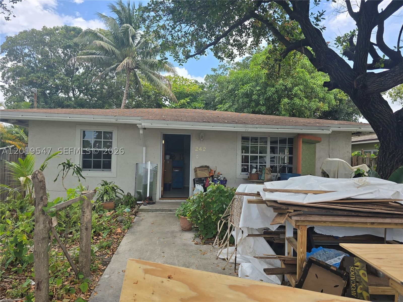 Real estate property located at 242 7th Ave, Broward, Town Of Modelo (dania) B-, Dania Beach, FL