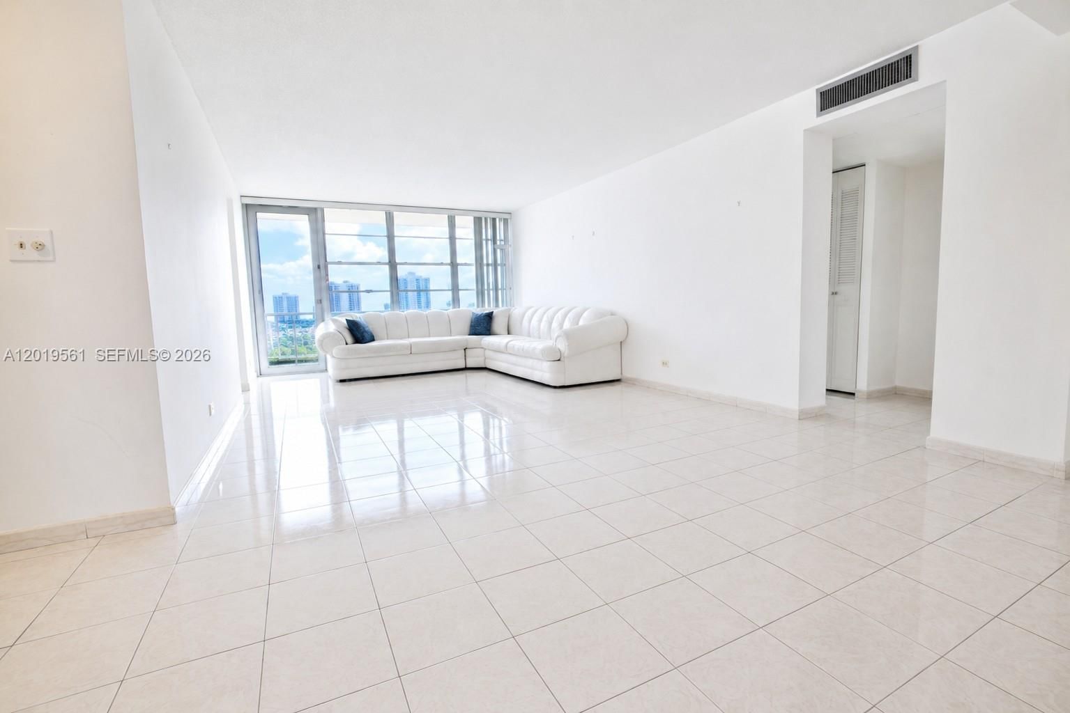 Real estate property located at 230 174th St #1916, Miami-dade, Winston Towers 300 Condo, Sunny Isles Beach, FL