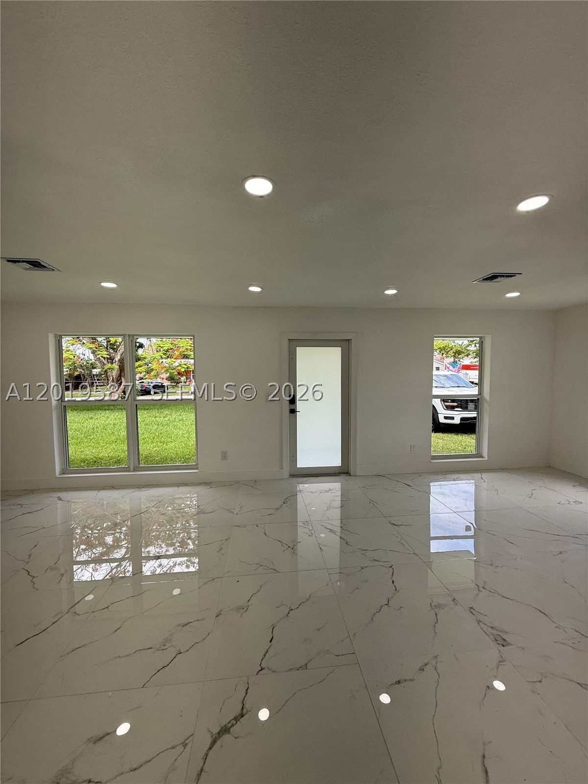 Real estate property located at 20211 42nd Ave, Miami-dade, 3rd Addn To Starlight, Miami Gardens, FL
