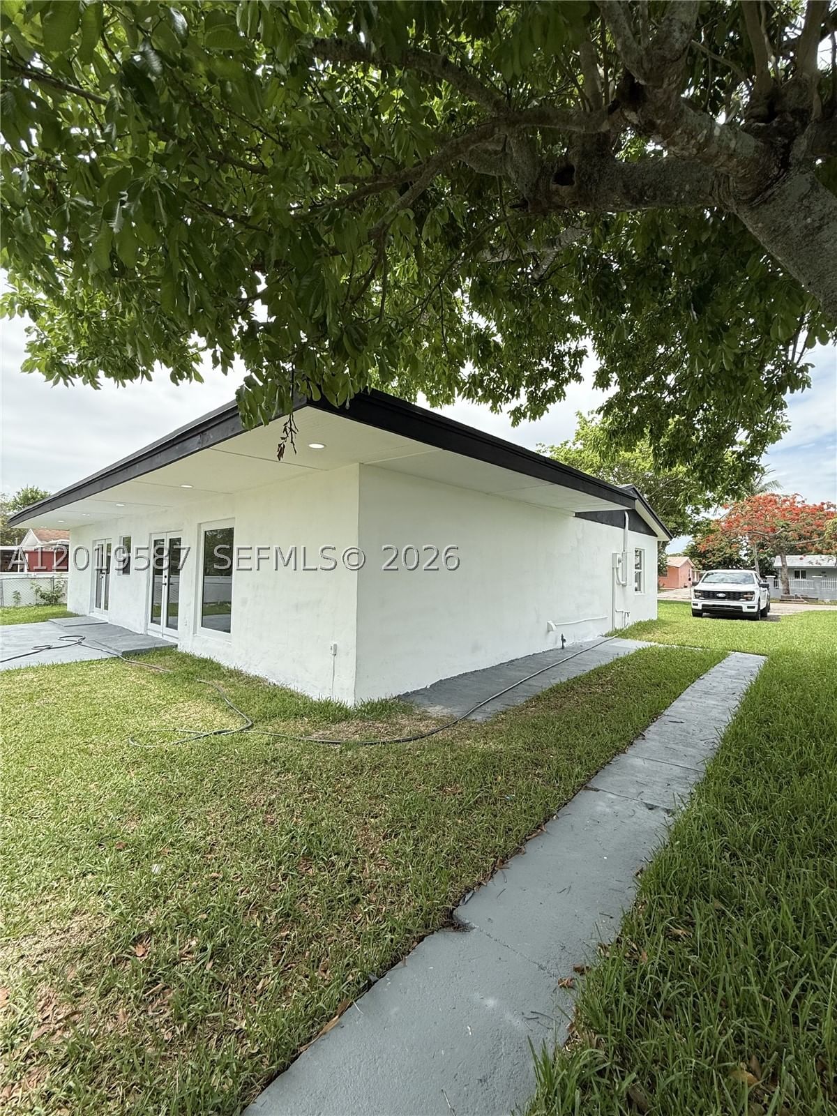 Real estate property located at 20211 42nd Ave, Miami-dade, 3rd Addn To Starlight, Miami Gardens, FL