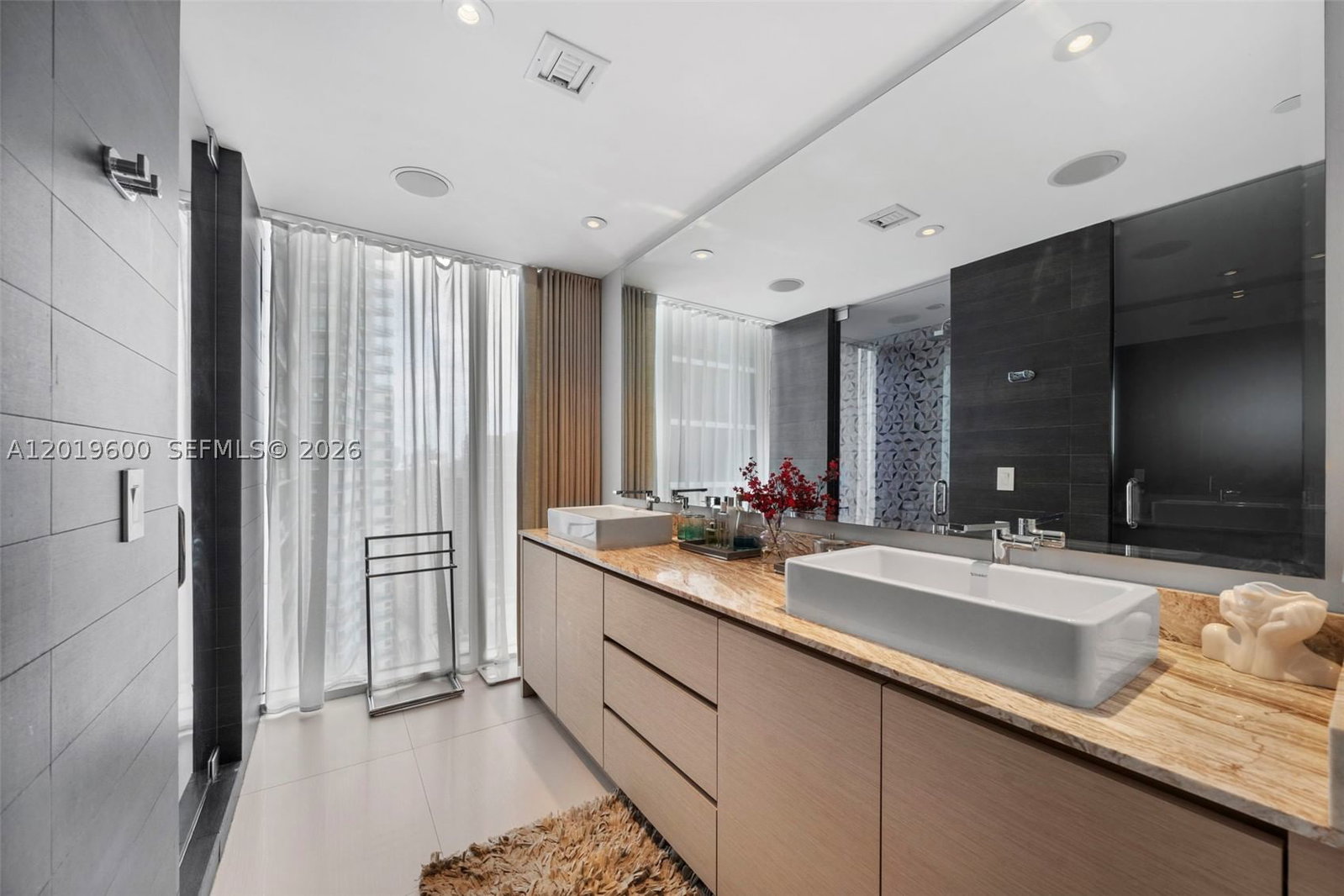 Real estate property located at 1040 Biscayne Blvd #4607, Miami-dade, Ten Museum Pk Residential, Miami, FL