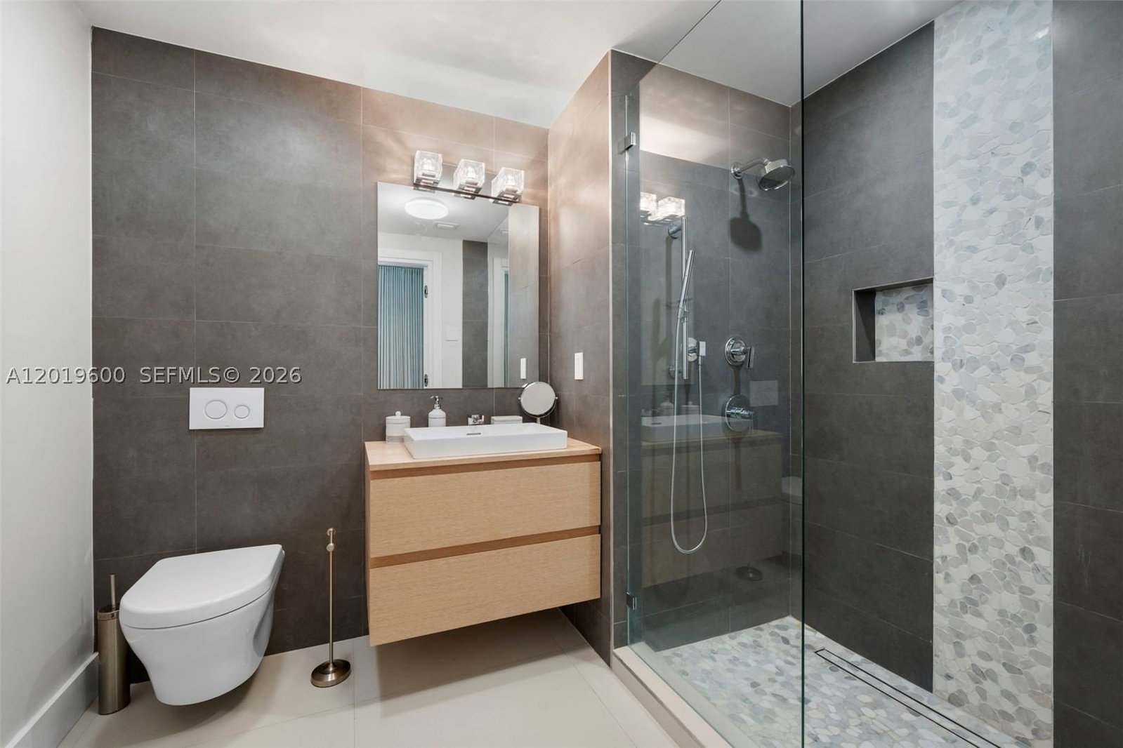 Real estate property located at 1040 Biscayne Blvd #4607, Miami-dade, Ten Museum Pk Residential, Miami, FL