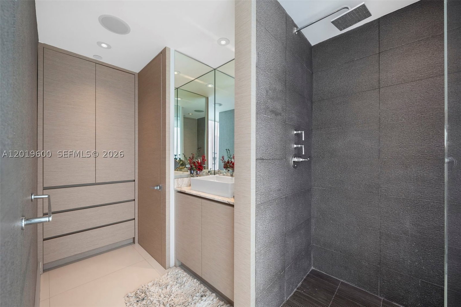Real estate property located at 1040 Biscayne Blvd #4607, Miami-dade, Ten Museum Pk Residential, Miami, FL