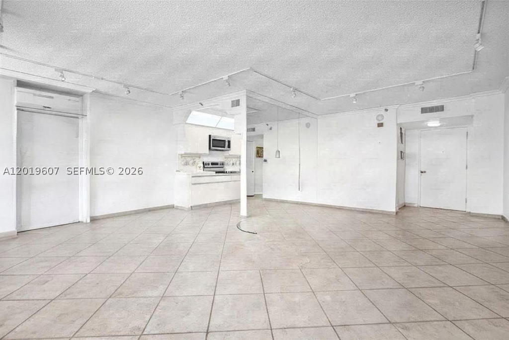 Real estate property located at 19667 Turnberry Way #6C, Miami-dade, Turnberry Isle South Cond, Aventura, FL