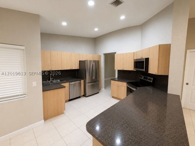 Real estate property located at 25534 122nd Pl, Miami-dade, Picket Fences Country Est, Homestead, FL