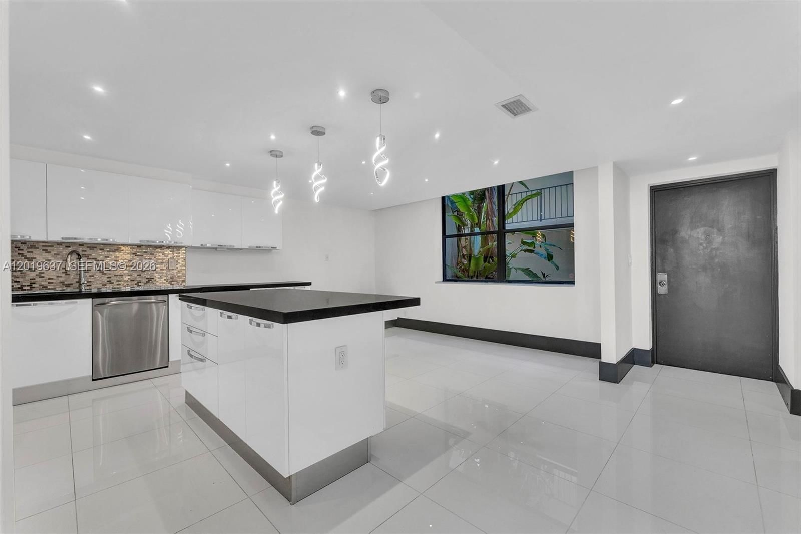 Real estate property located at 20441 30th Ave #106-9, Miami-dade, Villa Dorada Condo No 2, Aventura, FL