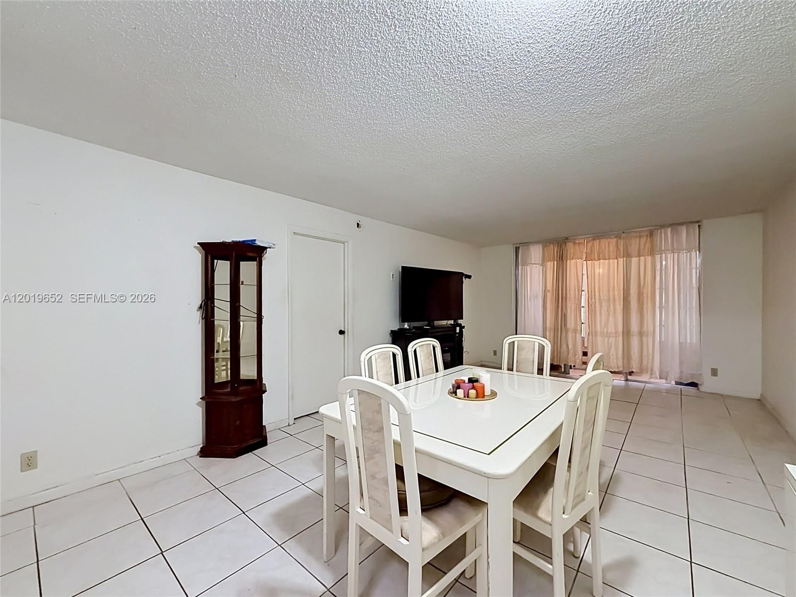 Real estate property located at 3000 48th Ter #126, Broward, Cypress Chase Condo No 5, Lauderdale Lakes, FL