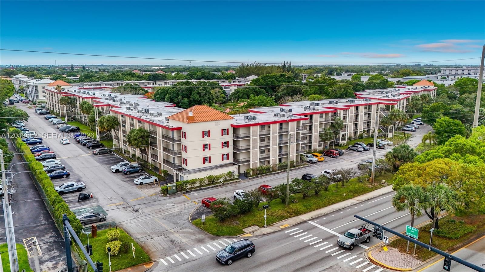 Real estate property located at 3000 48th Ter #126, Broward, Cypress Chase Condo No 5, Lauderdale Lakes, FL