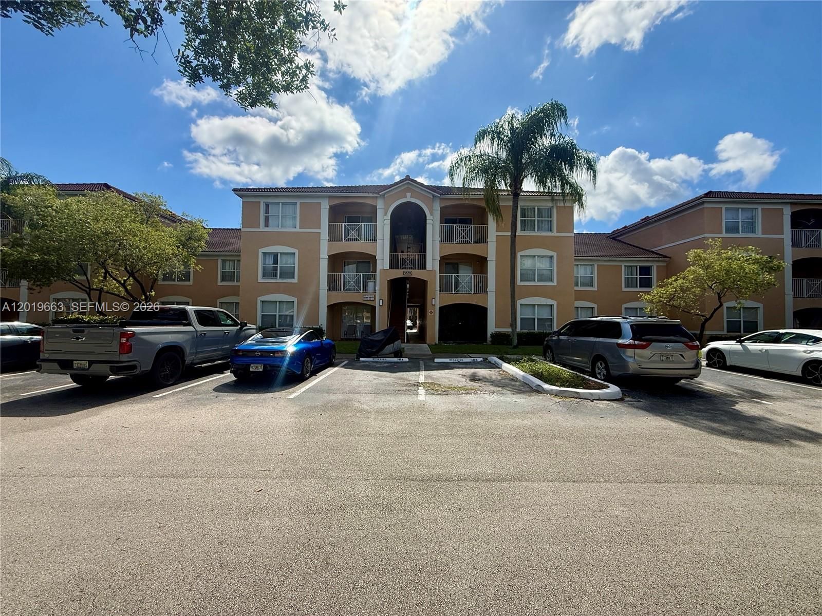 Real estate property located at 5570 61st St #930, Broward, Club Caribe Condo, Coconut Creek, FL
