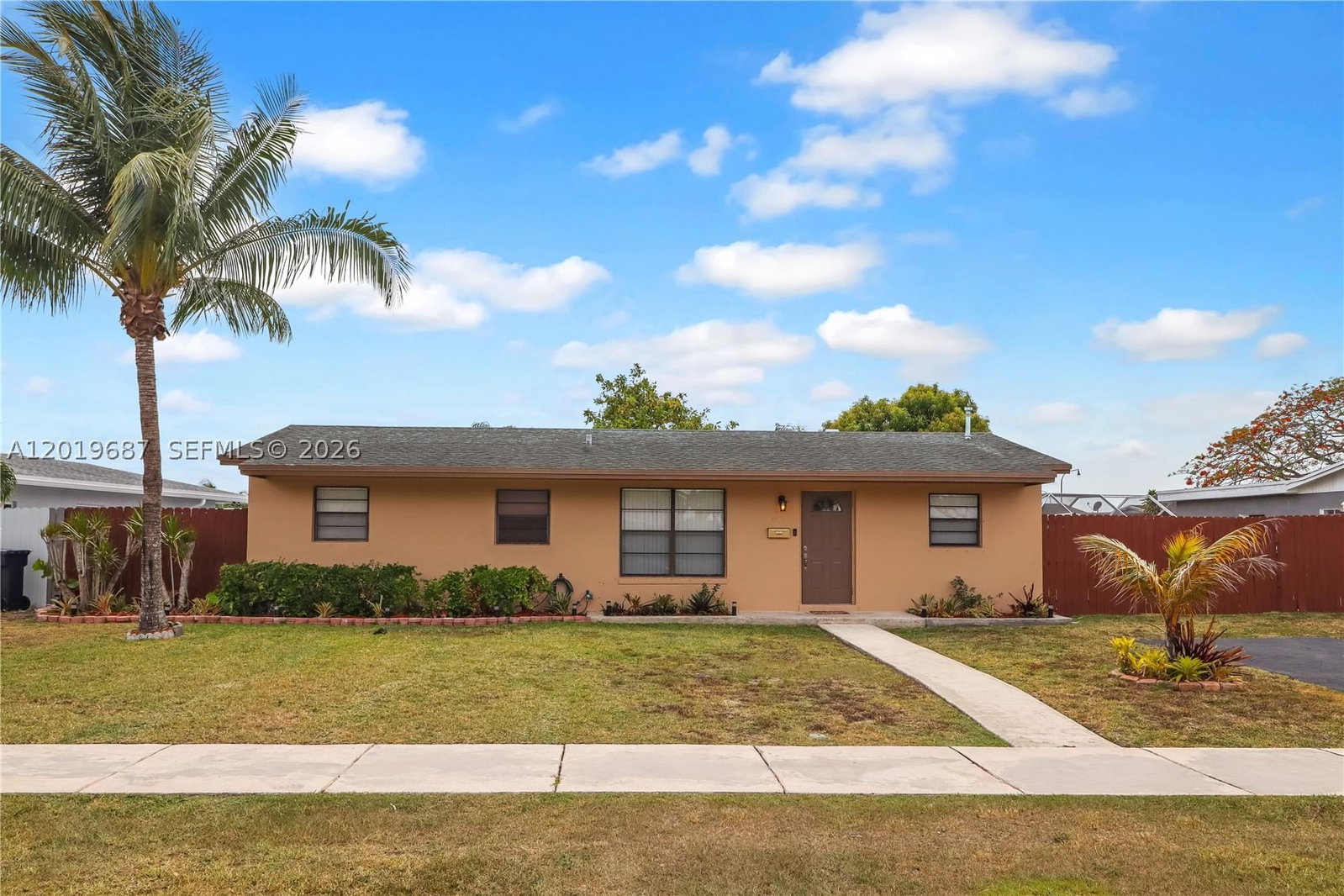 Real estate property located at 15502 102nd Ave, Miami-dade, Fairway Estates Sec 3, Miami, FL