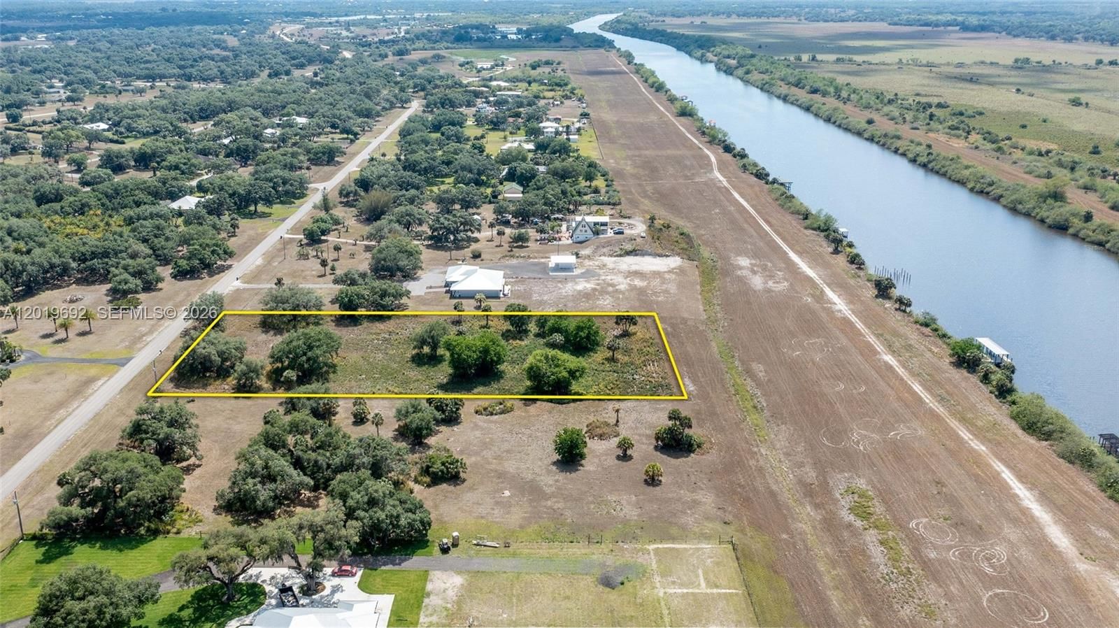 Real estate property located at 1589 Frontier Circle, Glades, Labelle, Other, FL