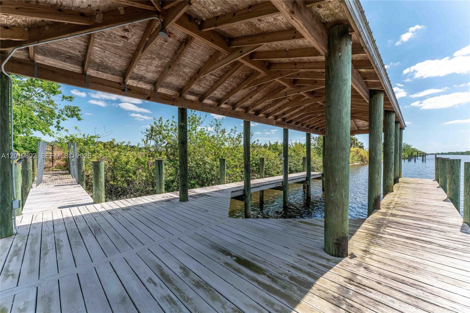 Real estate property located at 1589 Frontier Circle, Glades, Labelle, Other, FL