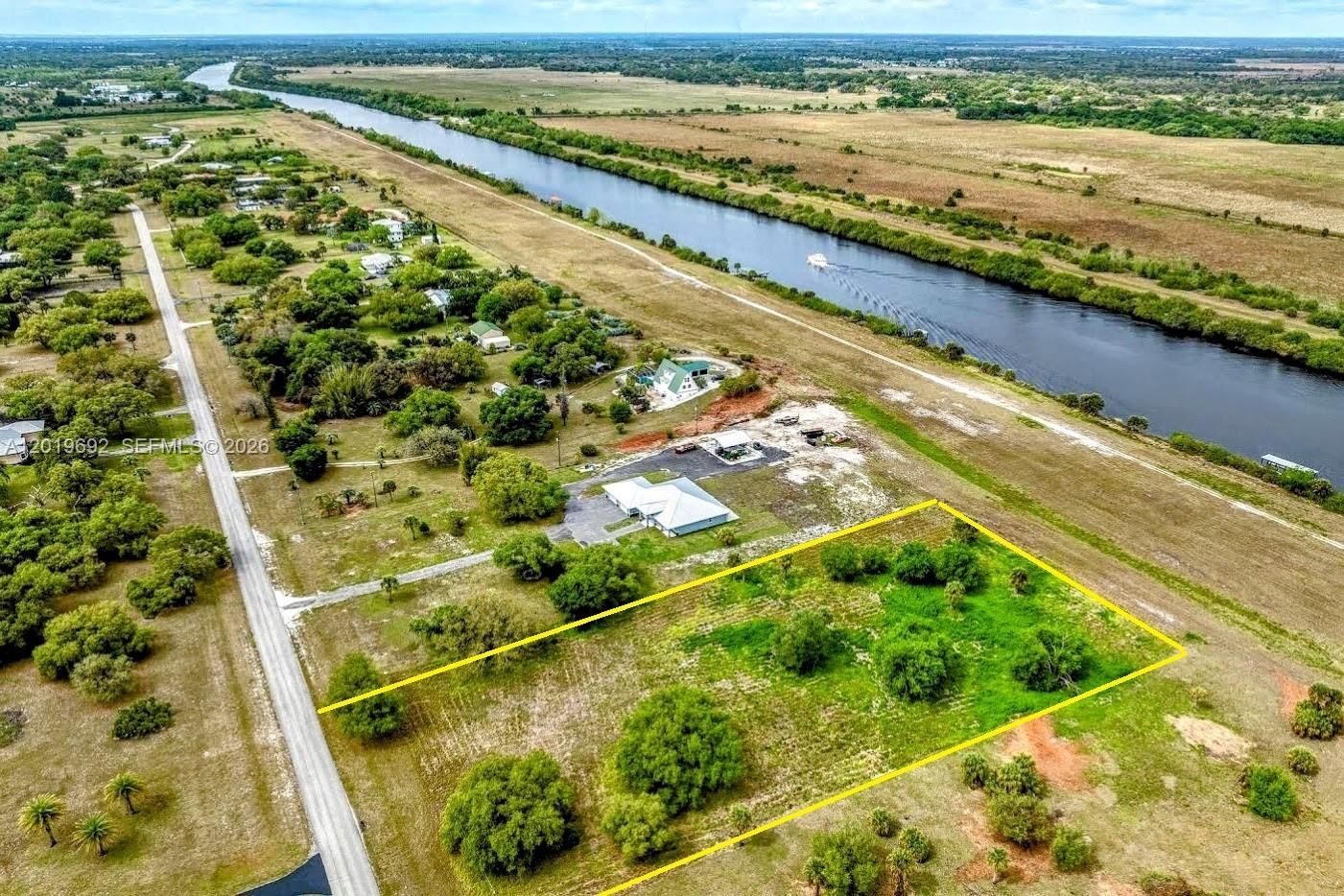 Real estate property located at 1589 Frontier Circle, Glades, Labelle, Other, FL