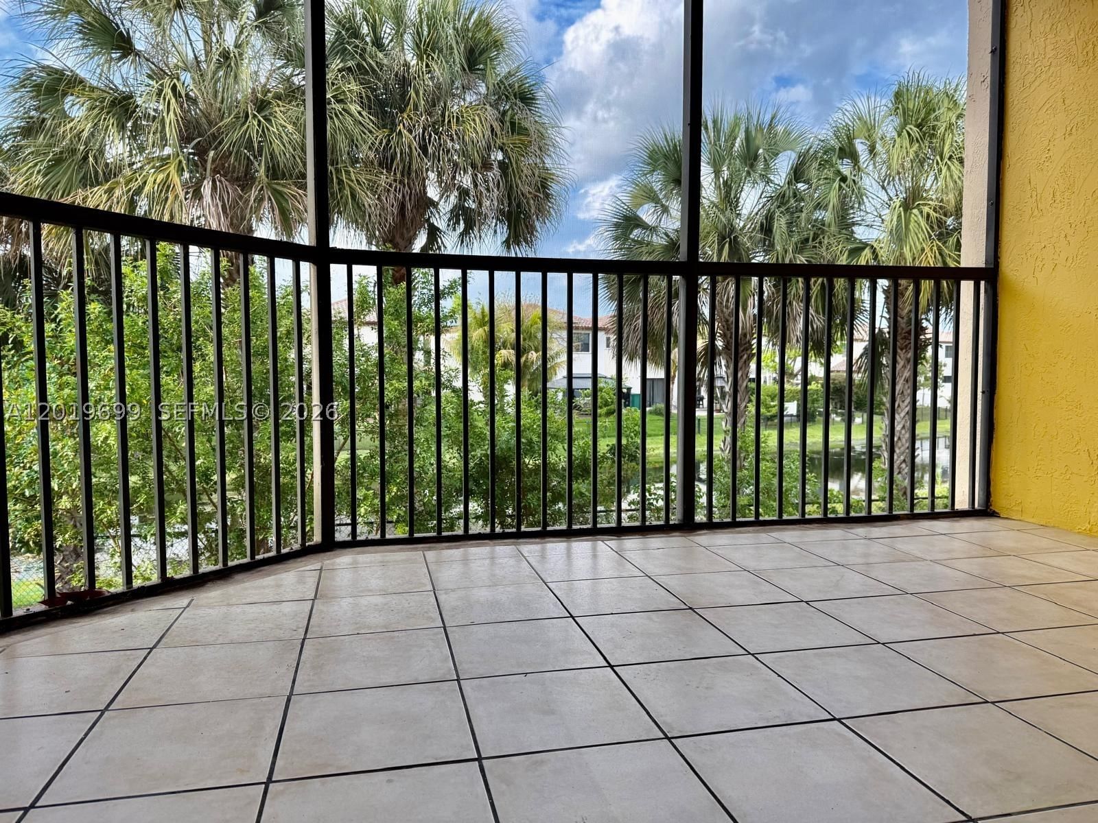 Real estate property located at 3470 Foxcroft Rd #204, Broward, Miramar Club Condominium, Miramar, FL
