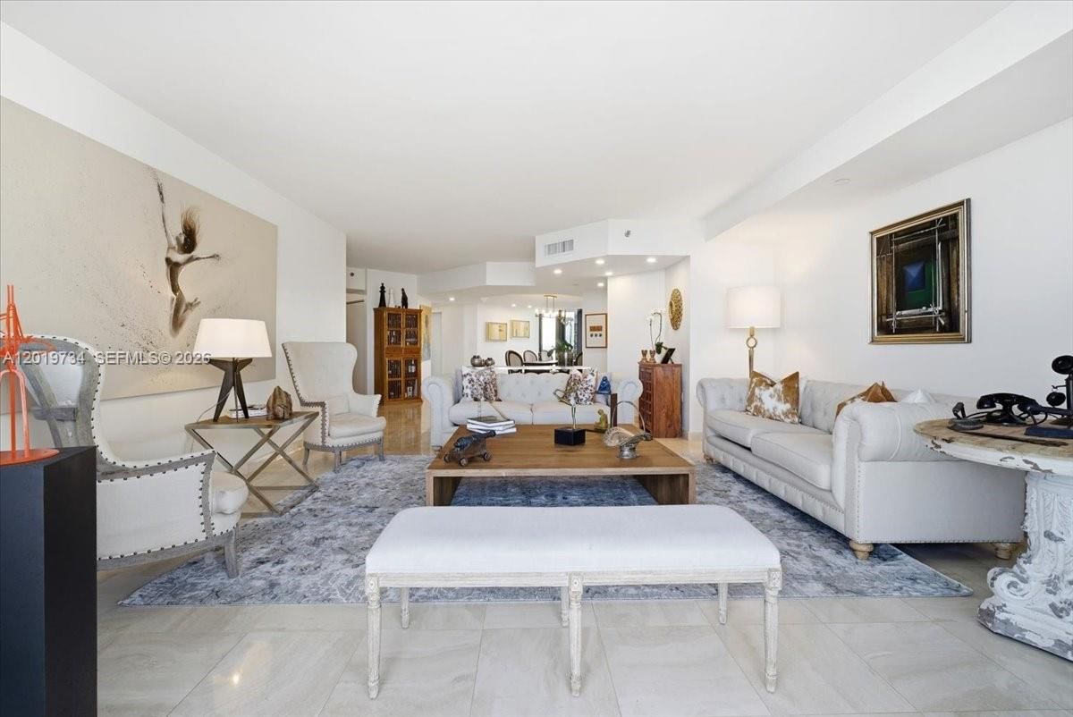 Real estate property located at 3000 Island Blvd #2802, Miami-dade, 3000 Isl Blvd Williams Is, Aventura, FL