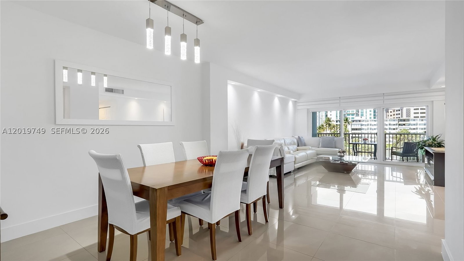 Real estate property located at 300 Bayview Dr #307, Miami-dade, Arlen House Condo, Sunny Isles Beach, FL