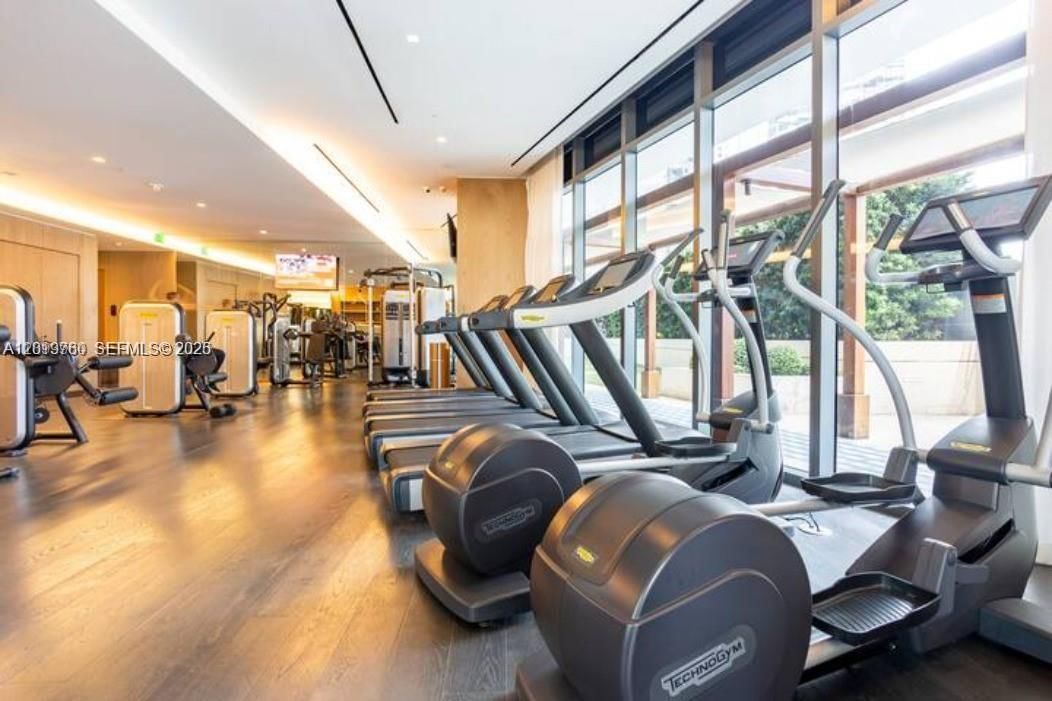 Real estate property located at 801 Miami Ave #1703, Miami-dade, 801 Sma Residences Condo, Miami, FL