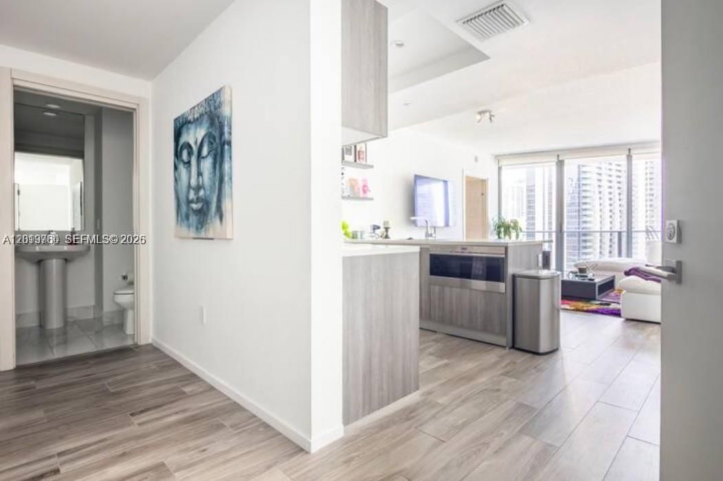 Real estate property located at 801 Miami Ave #1703, Miami-dade, 801 Sma Residences Condo, Miami, FL