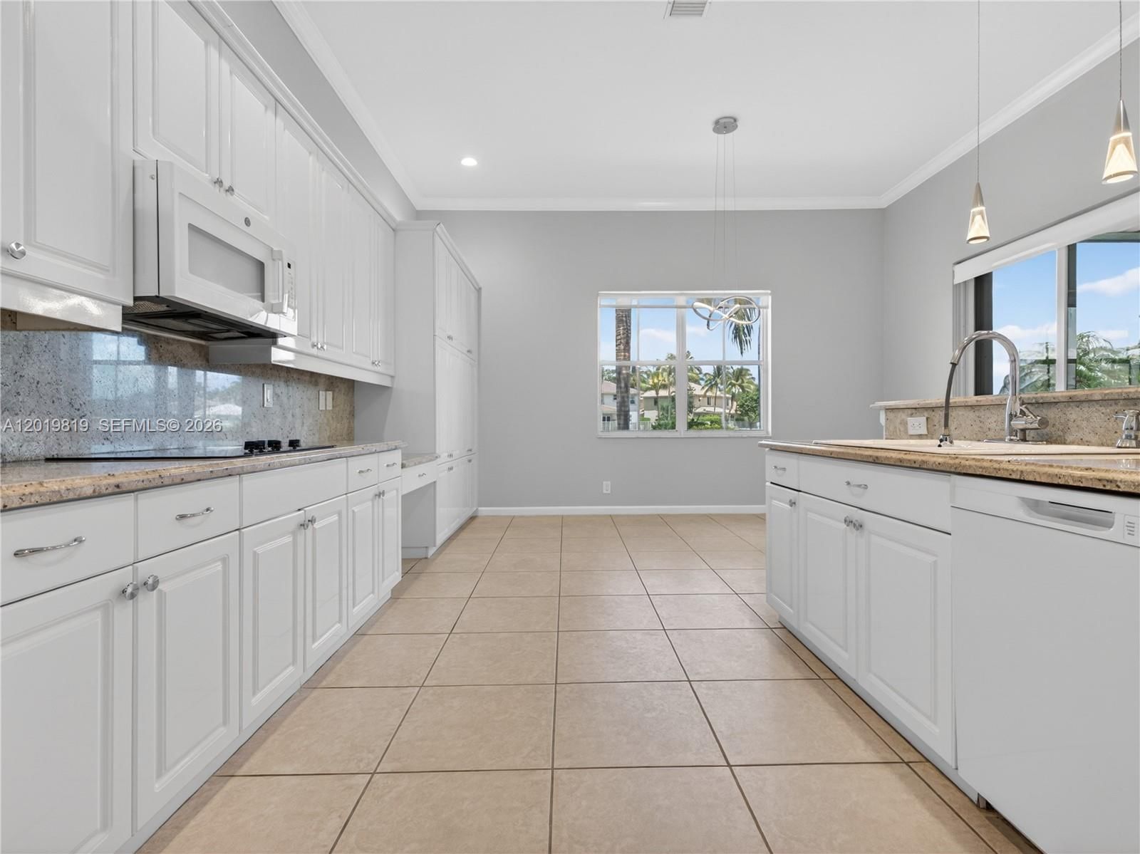 Real estate property located at 2288 Quail Roost Dr, Broward, Sector 7-parcel N-2, Weston, FL