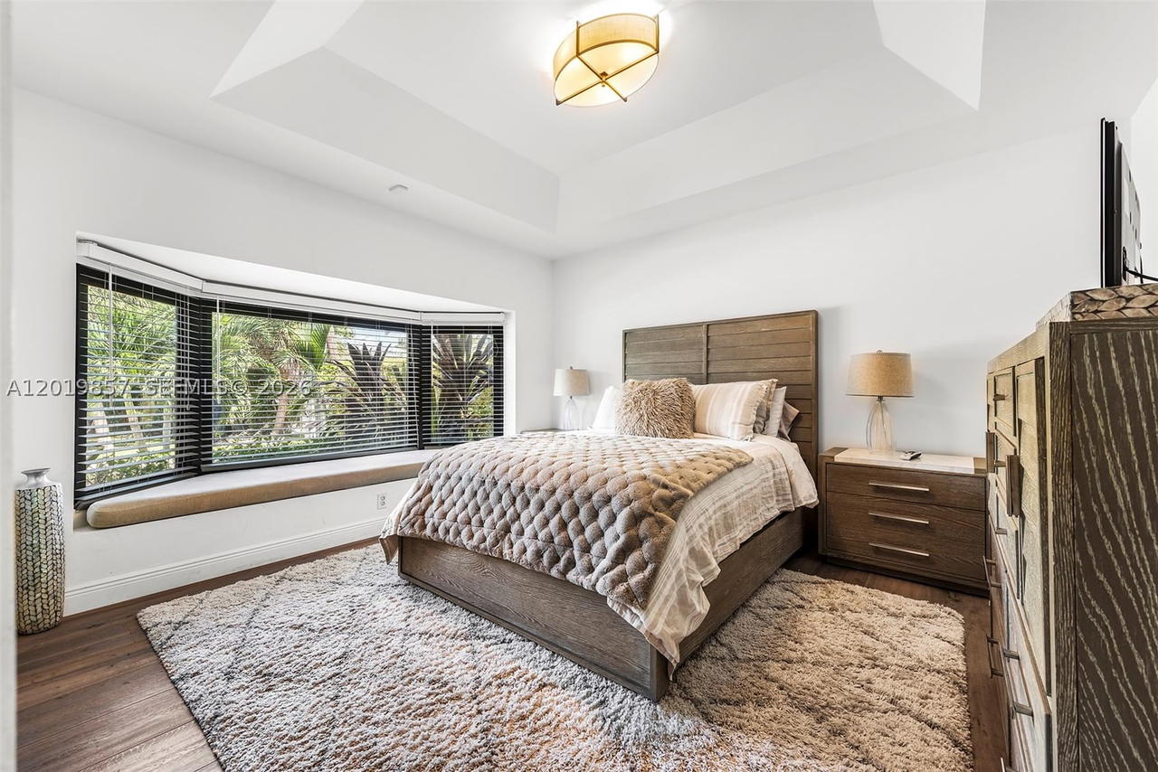 Real estate property located at 3444 167th St, Miami-dade, Eastern Shores 1st Addn, North Miami Beach, FL