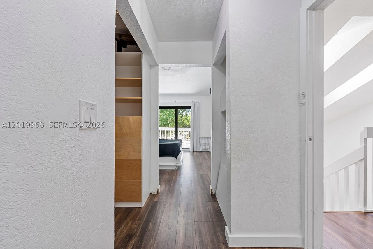 Real estate property located at 2039 Winners Cir, Broward, Rock Island Land Corp, North Lauderdale, FL