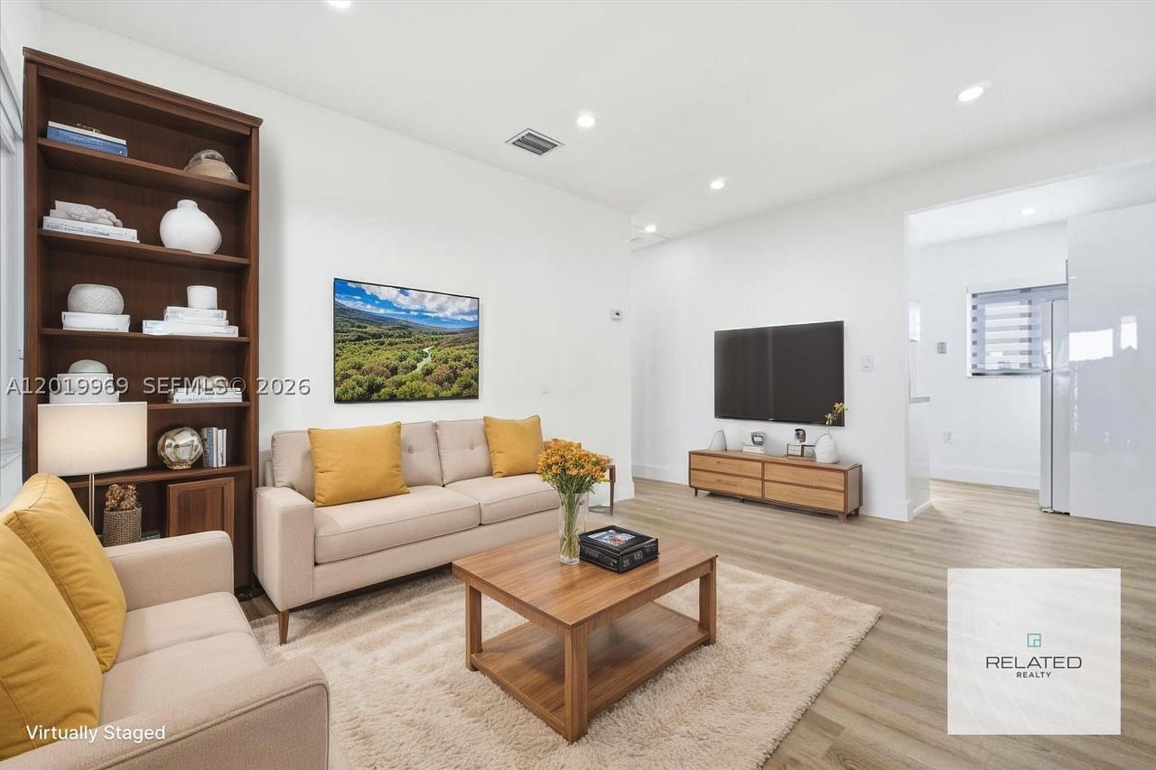 Real estate property located at 3297 26th St, Miami-dade, Silver Bluff Homesites, Miami, FL