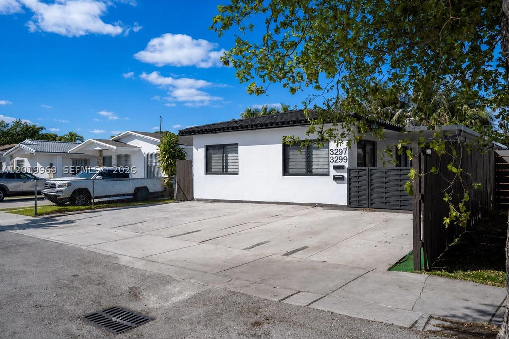 Real estate property located at 3297 26th St, Miami-dade, Silver Bluff Homesites, Miami, FL