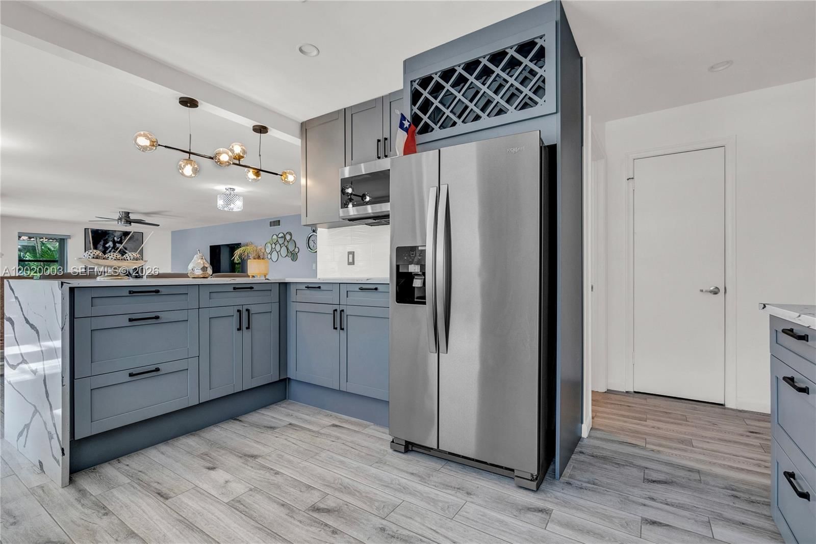 Real estate property located at 76 Isle Of Venice Dr C, Broward, 76 Isle Of Venice Co-op, Fort Lauderdale, FL