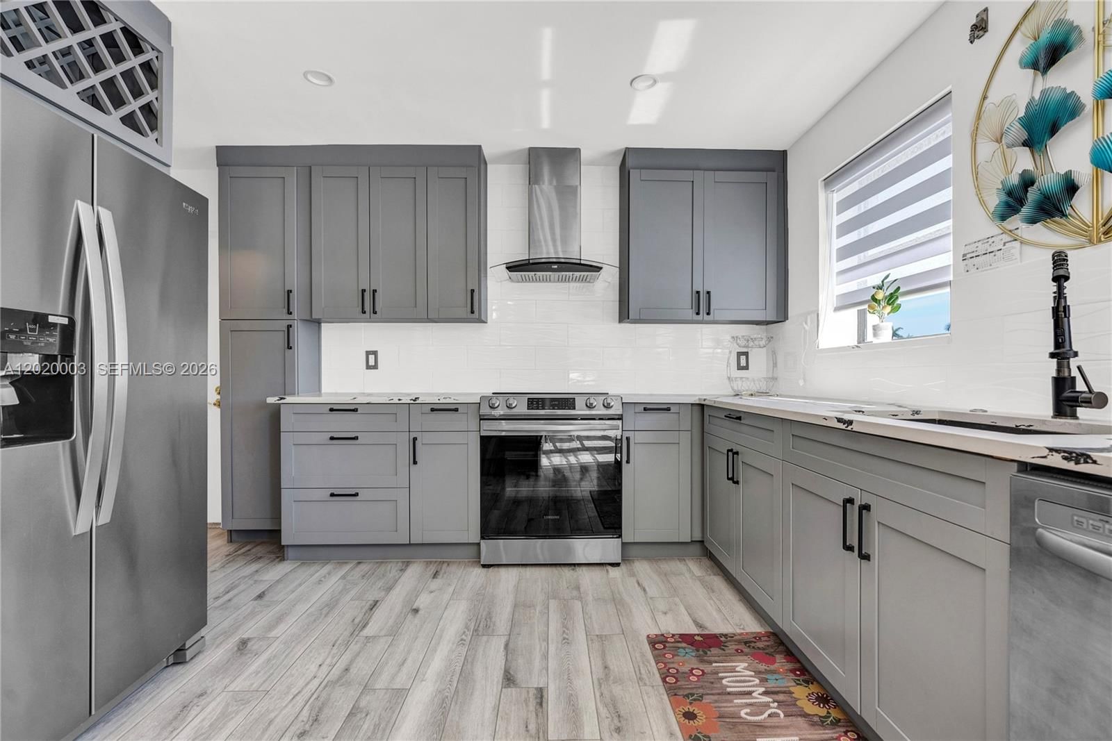 Real estate property located at 76 Isle Of Venice Dr C, Broward, 76 Isle Of Venice Co-op, Fort Lauderdale, FL