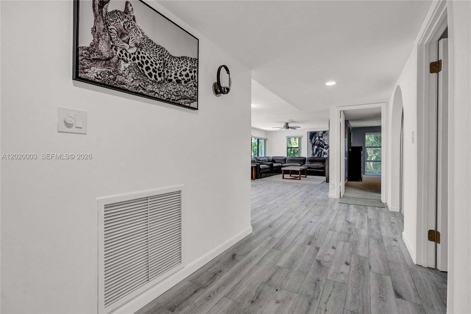 Real estate property located at 76 Isle Of Venice Dr C, Broward, 76 Isle Of Venice Co-op, Fort Lauderdale, FL