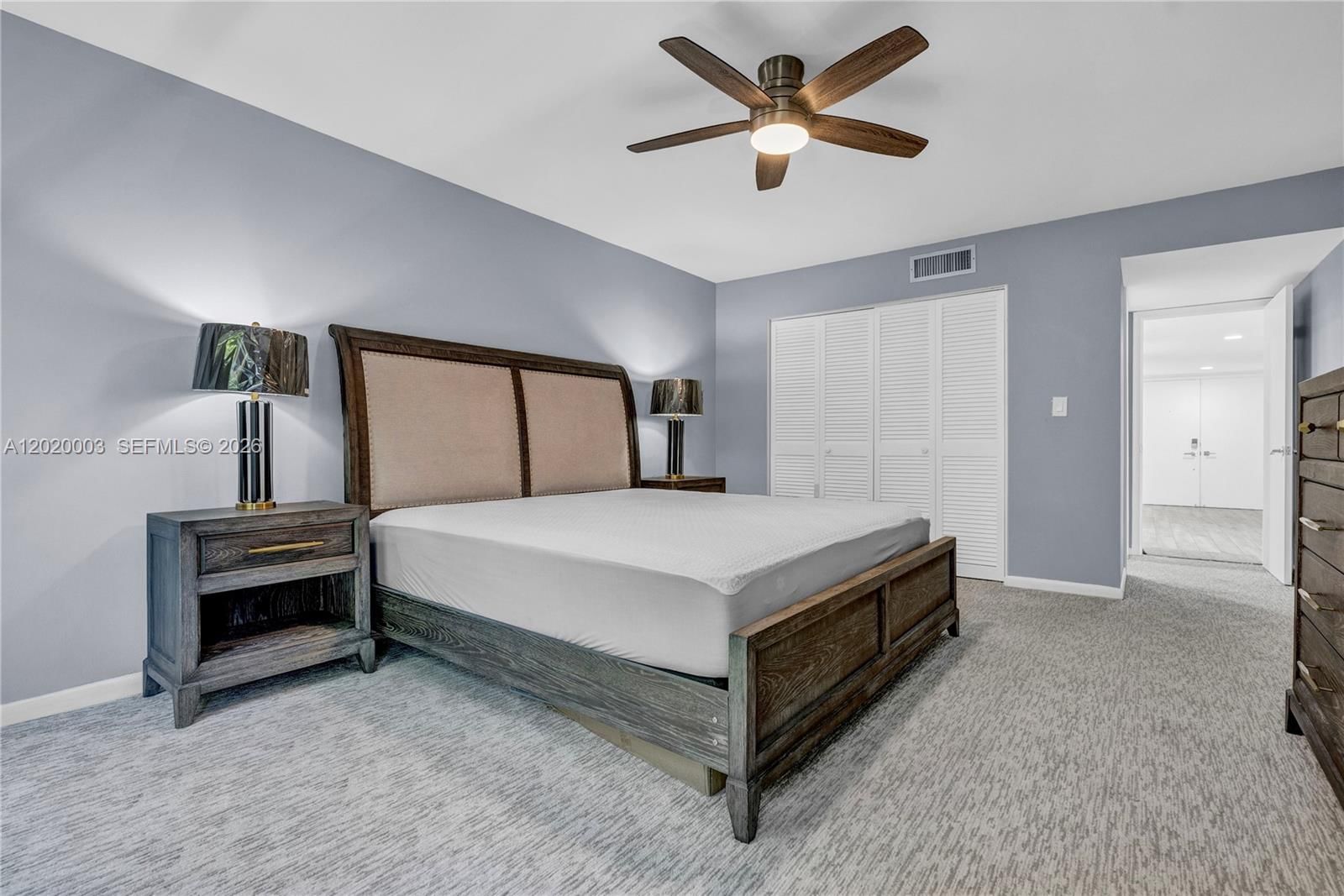 Real estate property located at 76 Isle Of Venice Dr C, Broward, 76 Isle Of Venice Co-op, Fort Lauderdale, FL