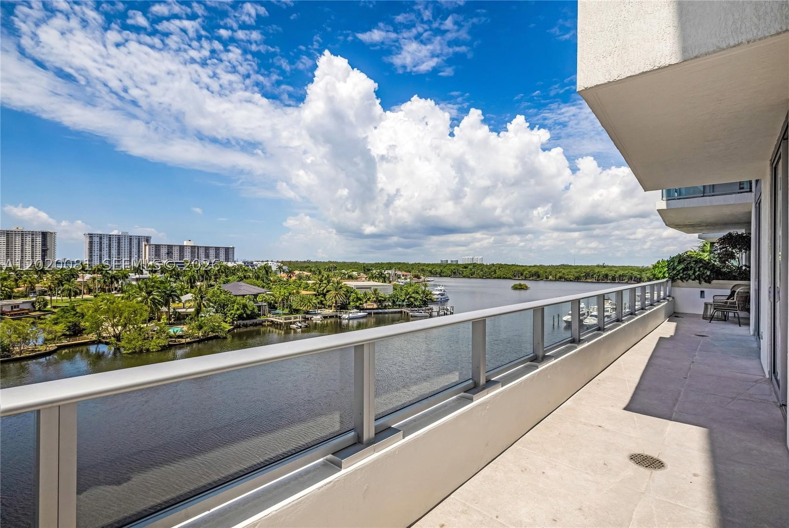 Real estate property located at 330 Sunny Isles Blvd #5-506, Miami-dade, Parque Towers Condo, Sunny Isles Beach, FL