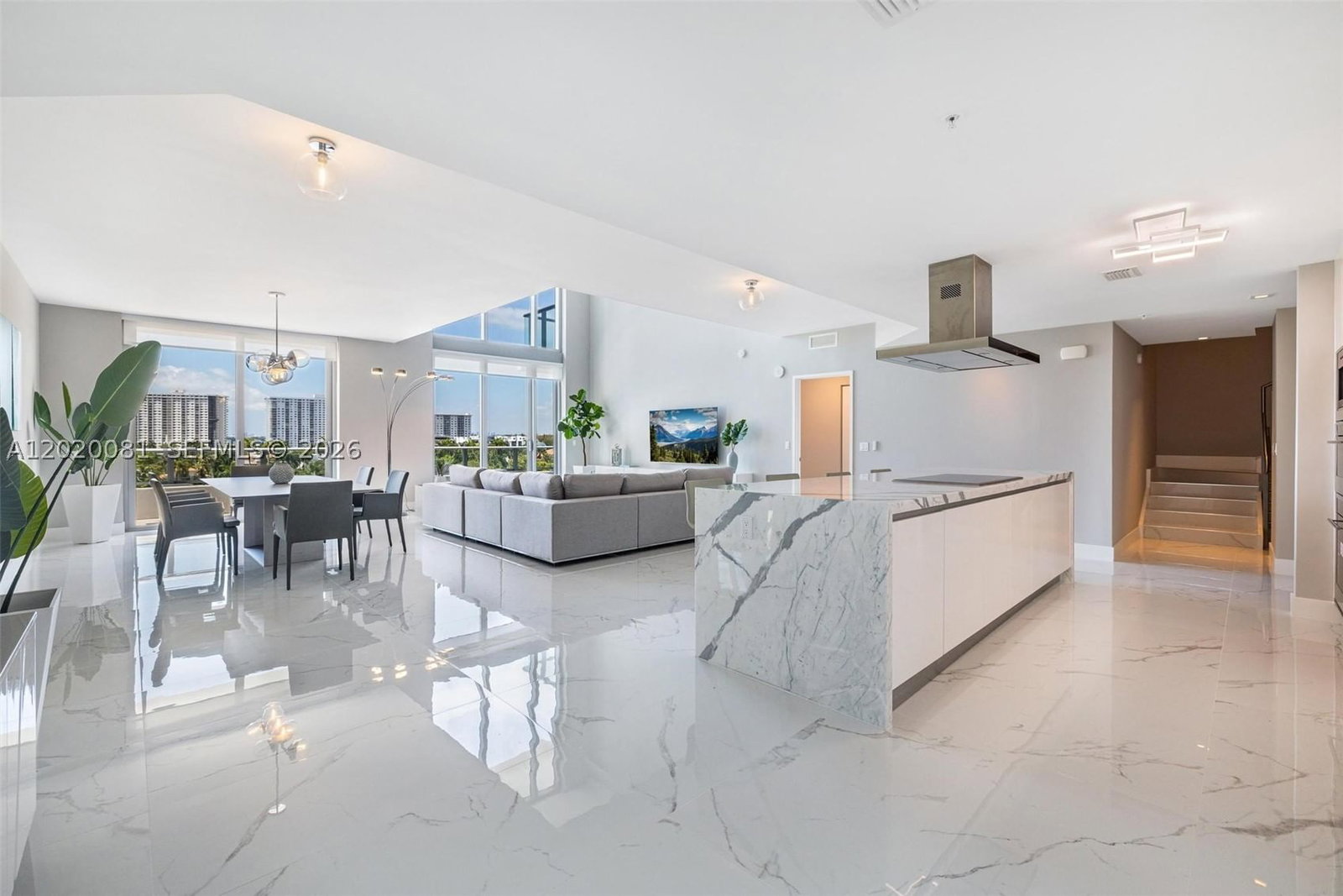 Real estate property located at 330 Sunny Isles Blvd #5-506, Miami-dade, Parque Towers Condo, Sunny Isles Beach, FL